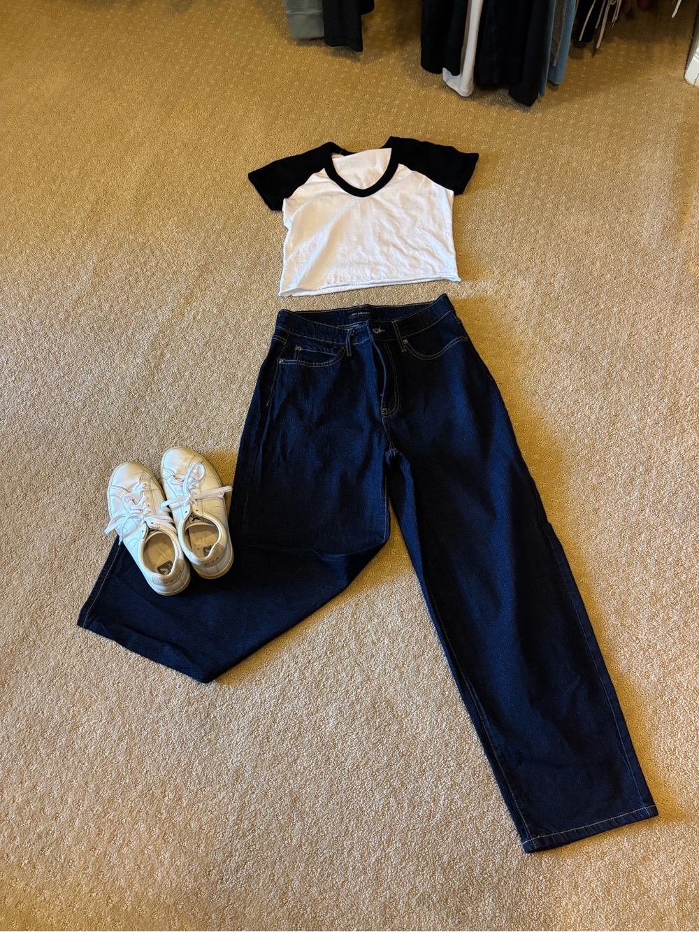 Brandy Melville White Black Raglan Baby Tee Crop Top Baseball Y2K One Size